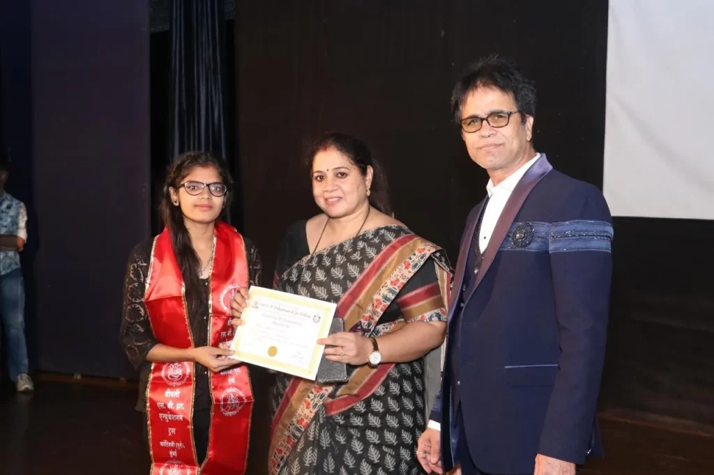award_a4